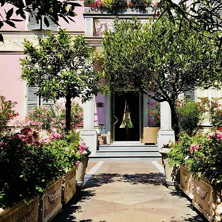 Verdi Boutique 4* بارما