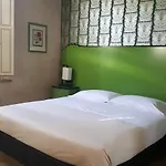 מלון Verdi Boutique 4*