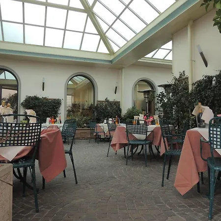Verdi Boutique Hotel 4*